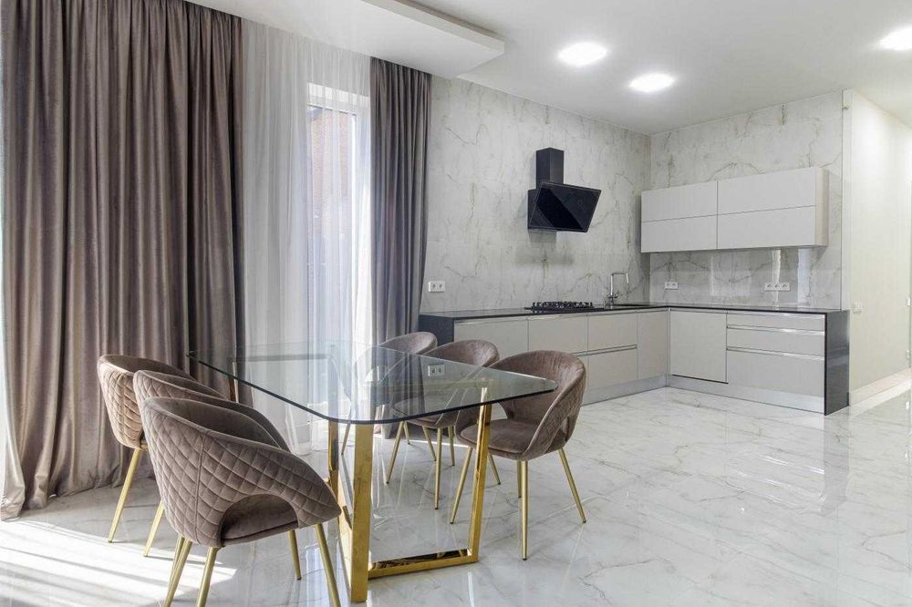 Оренда Елітного будинку у Франківському районі