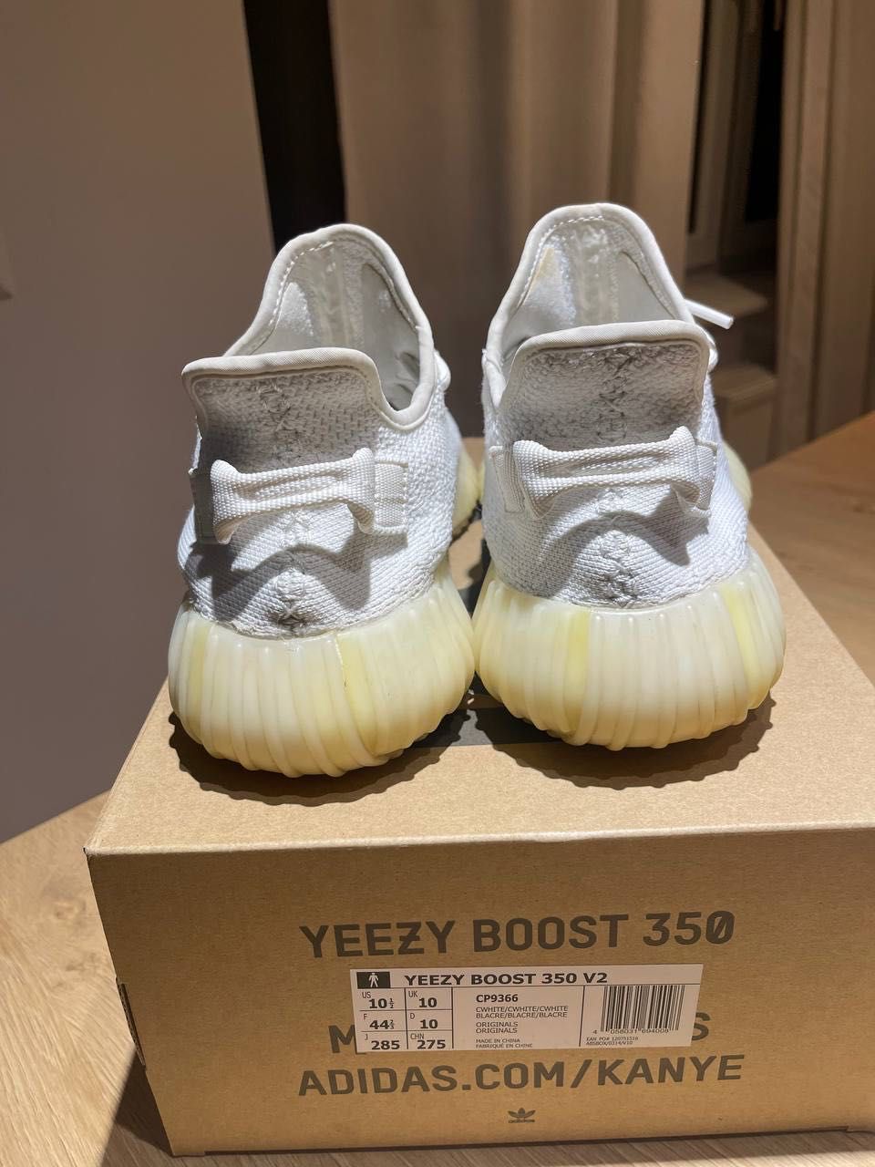 adidas Yeezy boost 350 v2 cream white 44 2/3 white carbon bone onyx ze