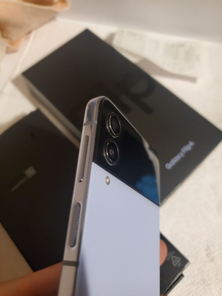 Samsung Z Flip 4 8×256GB Офіційний !