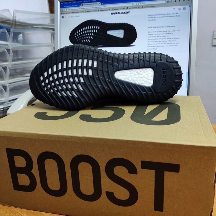 Adidas Yeezy Boost 350 V2 Static Black, Yeezy Boost 350 Bone