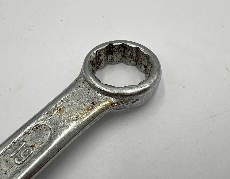 Klucz Oczkowy Dwustronny 17-19MM