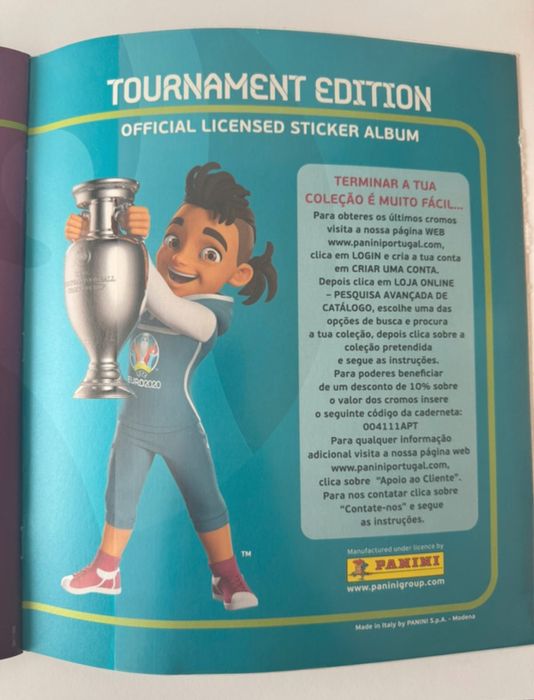 Caderneta Futebol EURO 2020 Incompleta com 100 Cromos Colados