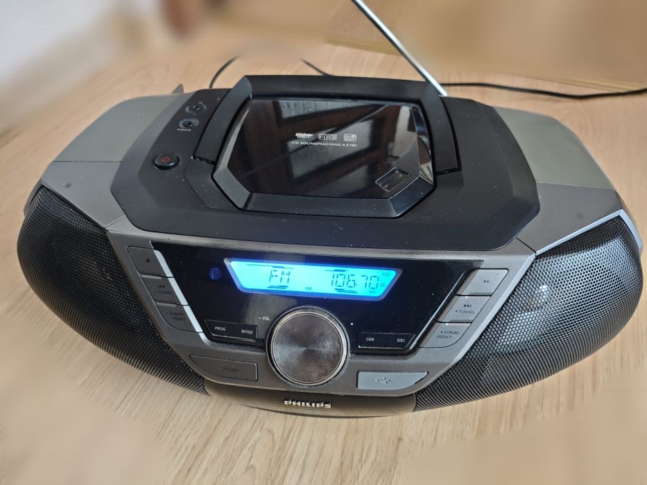 Radioodtwarzacz Philips AZ 780