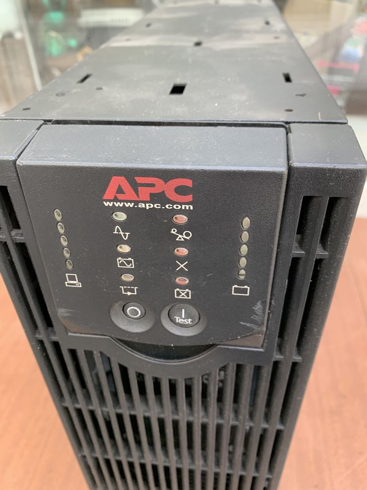 ДБЖ безперебійник APC SURT3000XLI чиста синусоіда 3000ВА