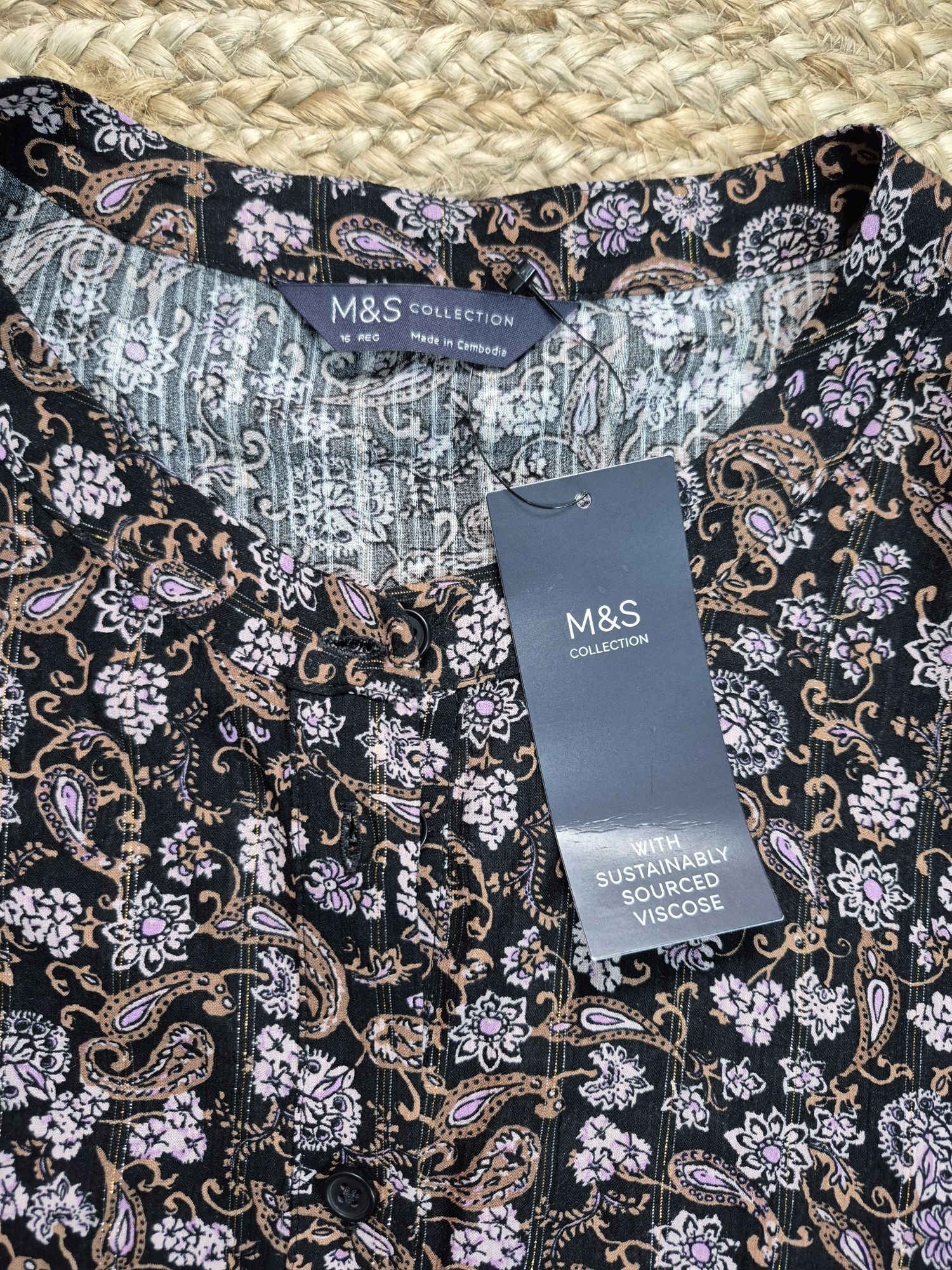 Czarna bluzka paisley z metaliczną nitką, Marks & Spencer, rozmiar 16,