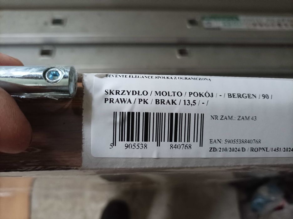 Drzwi prawe 90 nowe pełne