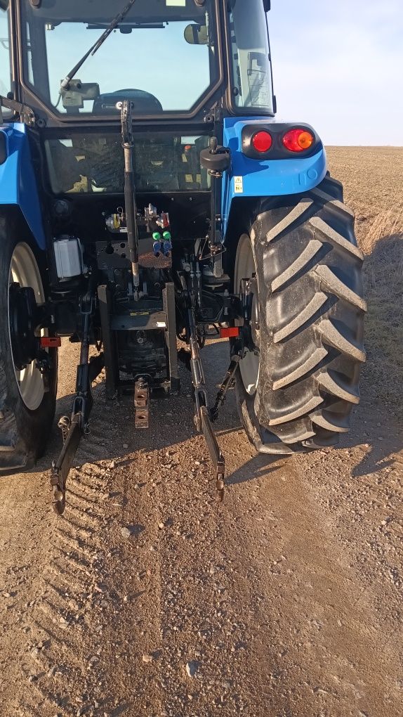 New Holland TD5.85