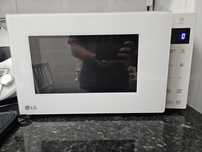 Micro-ondas LG MH6535GDH