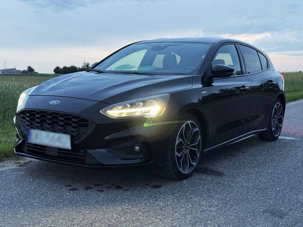 Ford Focus MK4 ST LINE