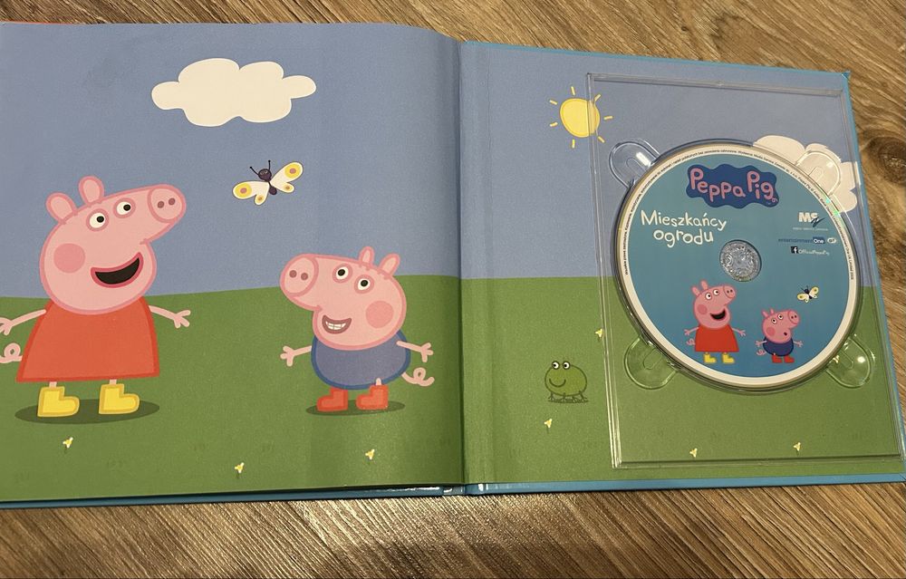 Świnka Peppa figurki książki z magnesami plyta DVD z bajką