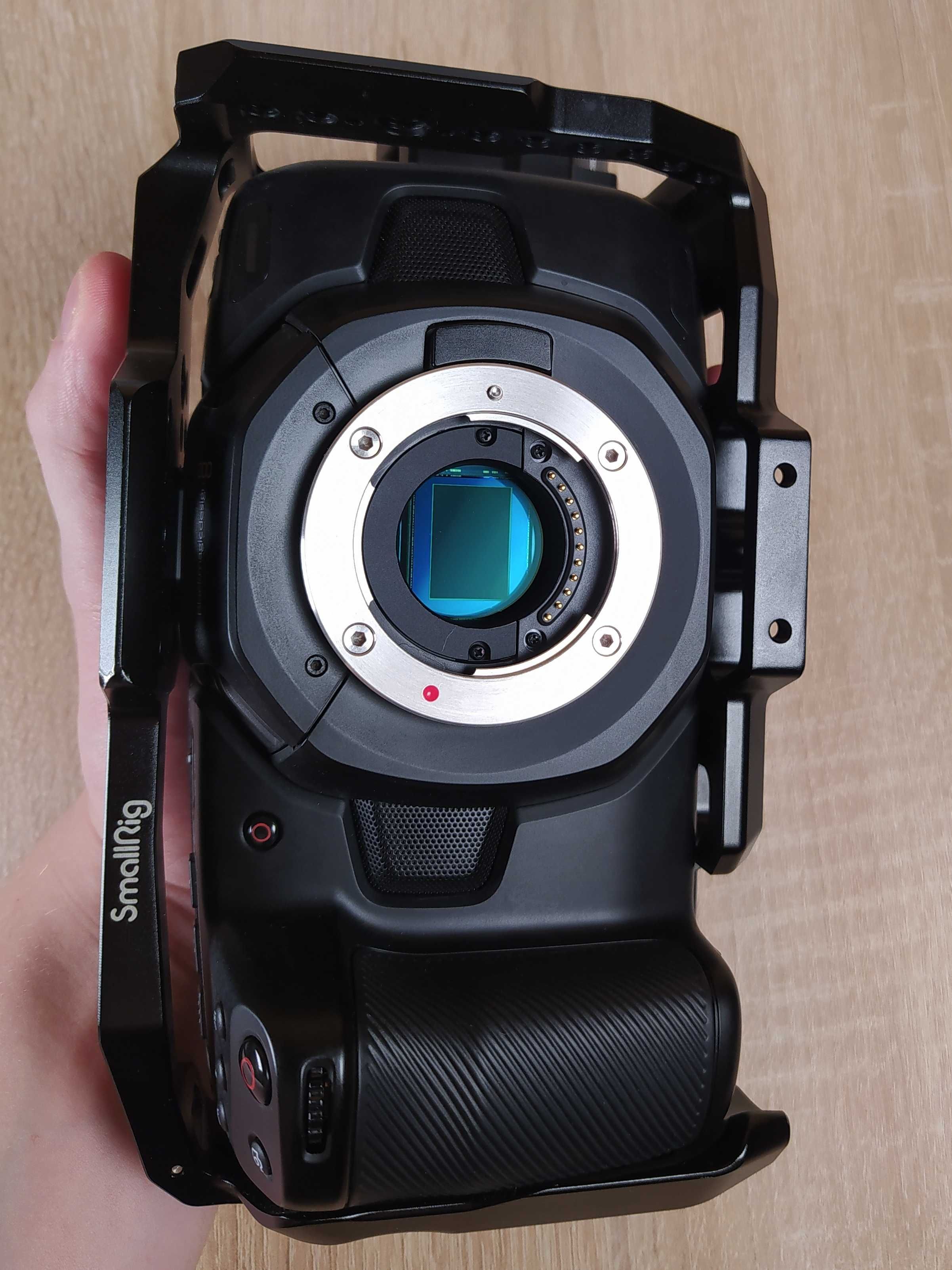 Blackmagic Pocket Cinema Camera 4K (Bmpcc 4k) / SmallRig / Viltrox