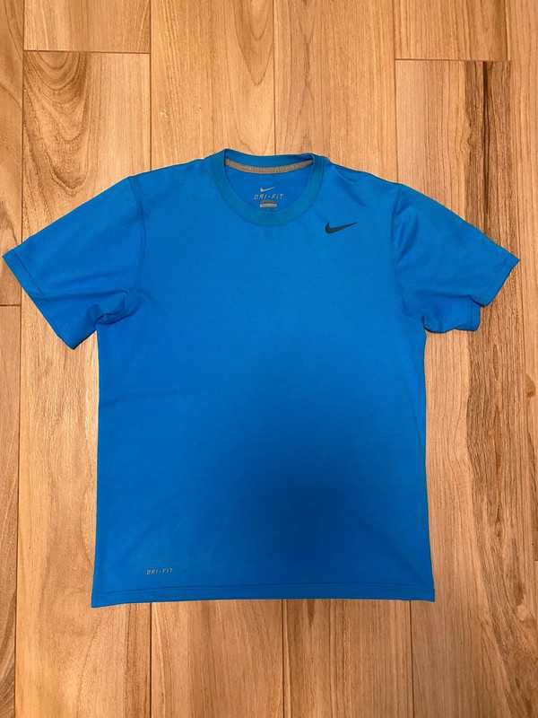 Męska niebieska koszulka sportowa Nike