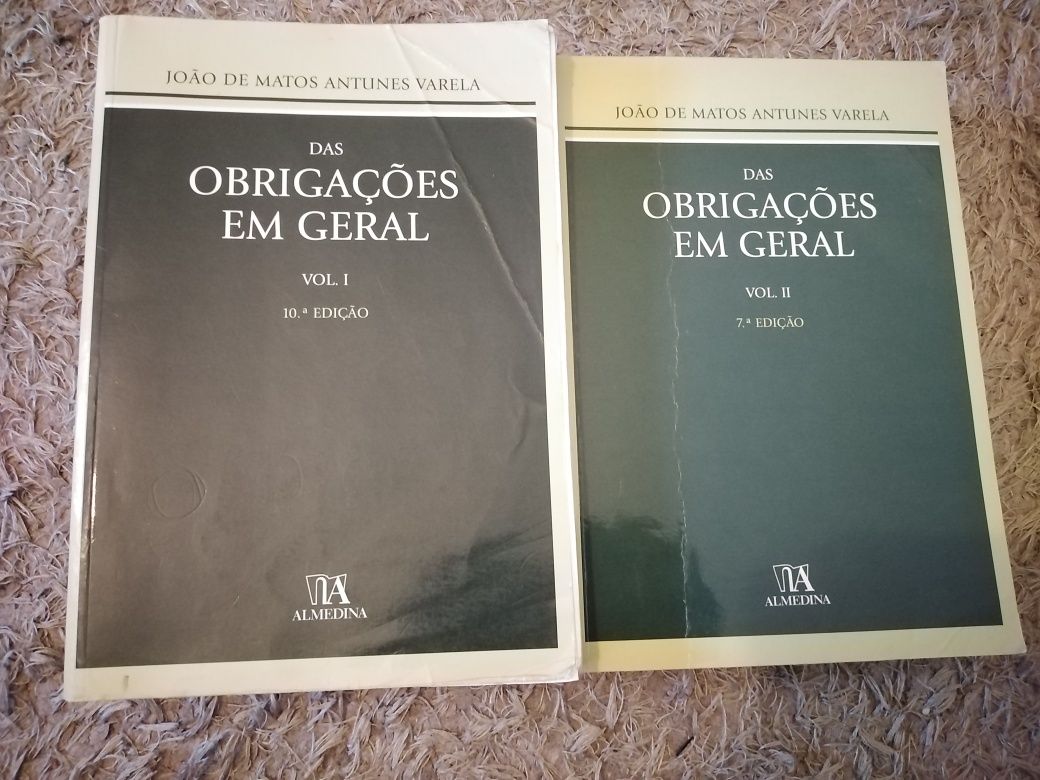 Livros de direito desde 10 euros