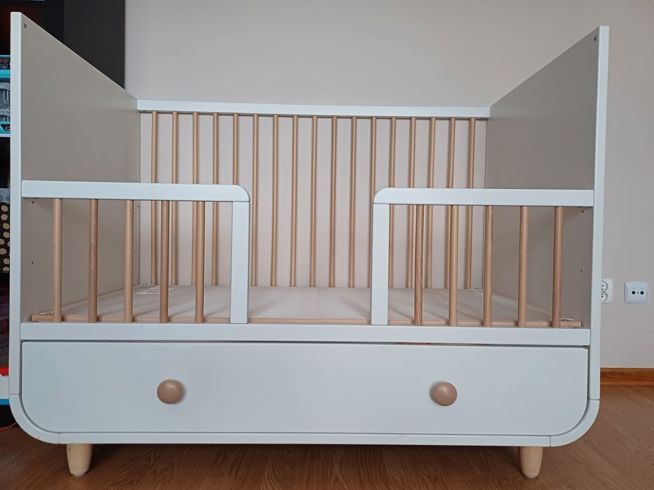 Łóżeczko niemowlęce z szufladą IKEA Myllra 60x120