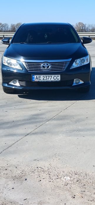 Продам Тайота камри 50