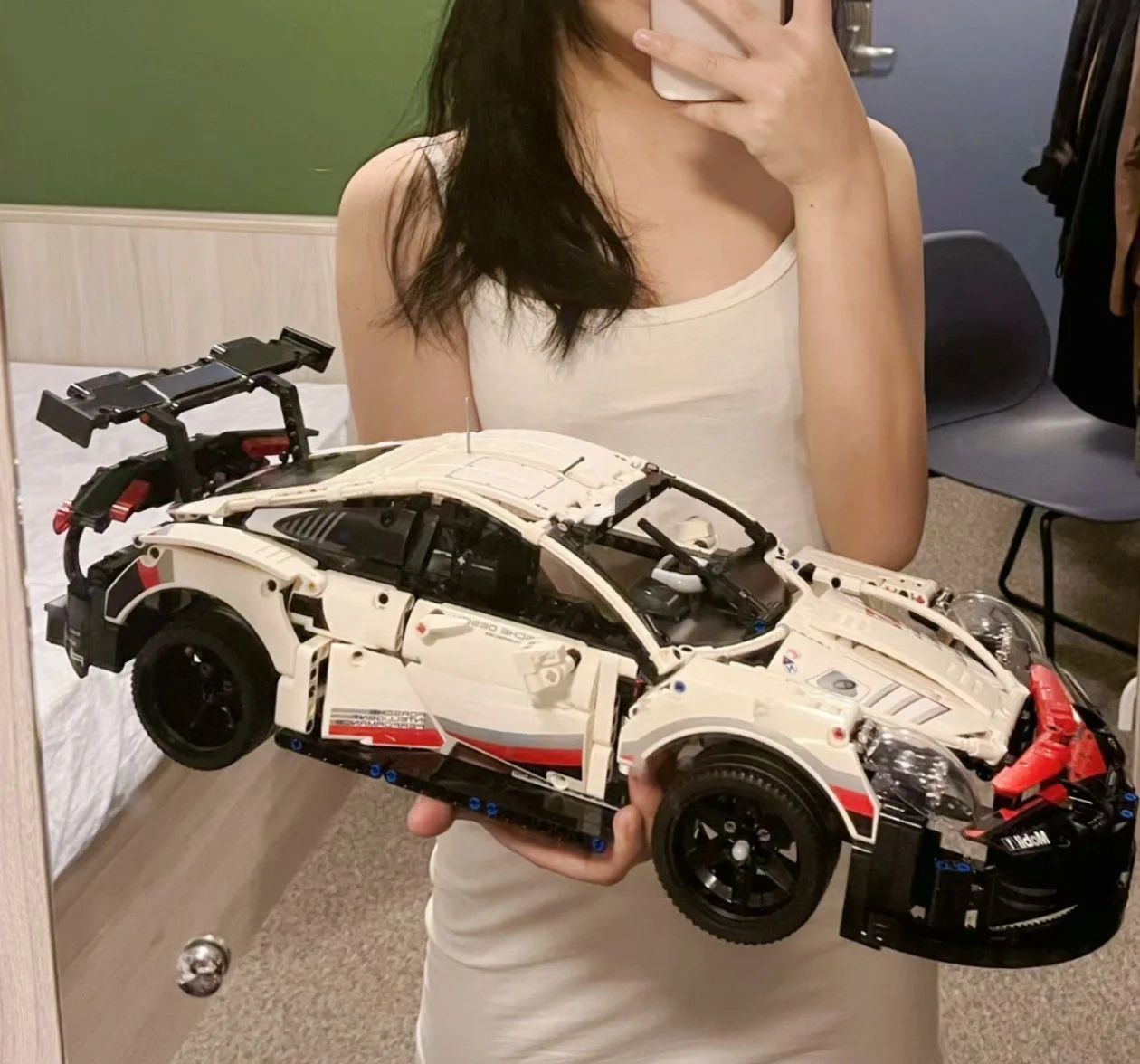 Конструктор Porsche 911 RSR. 1580 деталей. Сумісний з LEGO.