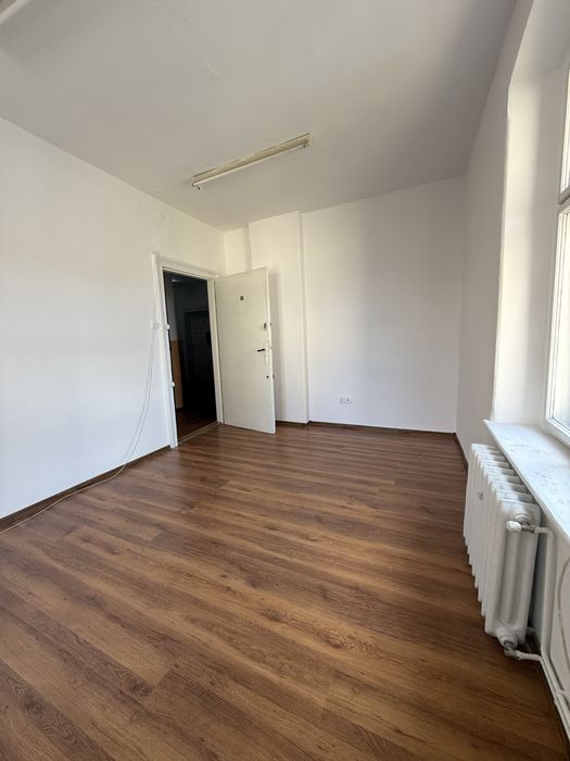 Lokal usługowy 15m2 1 piętro