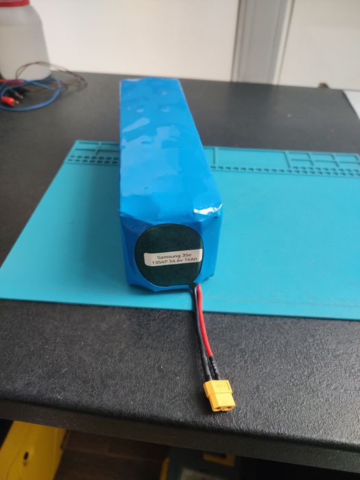 Збірка та перепаковка акумуляторів, ліхтариків та іншої техніки з акб