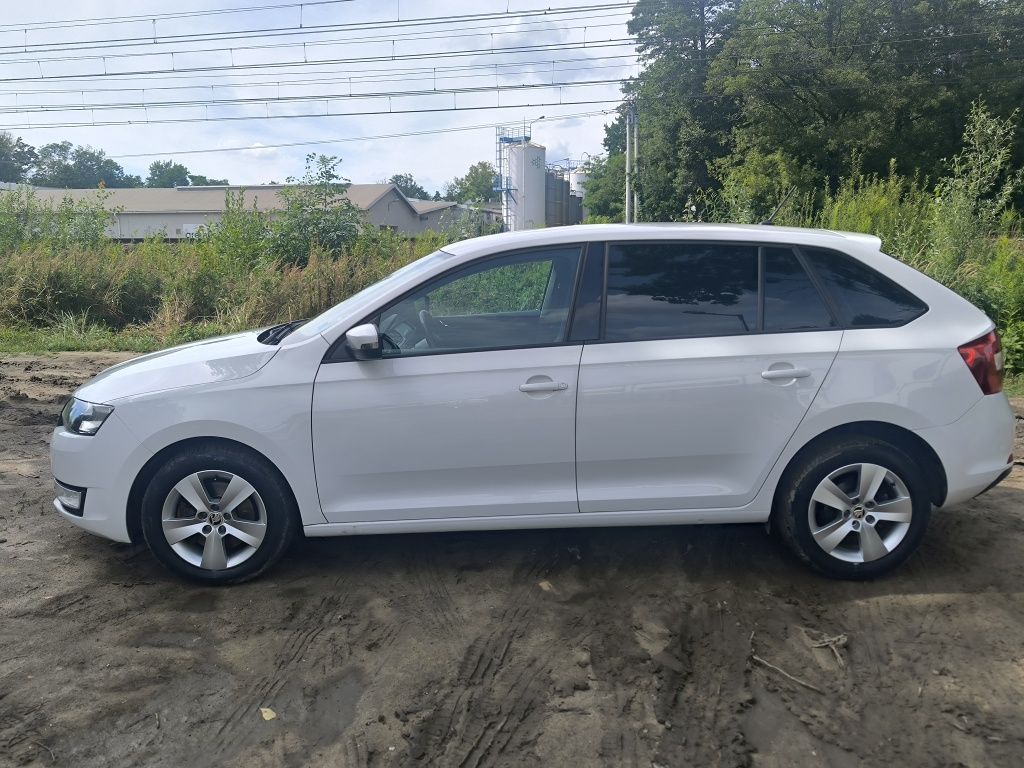Skoda Rapid Spacebak