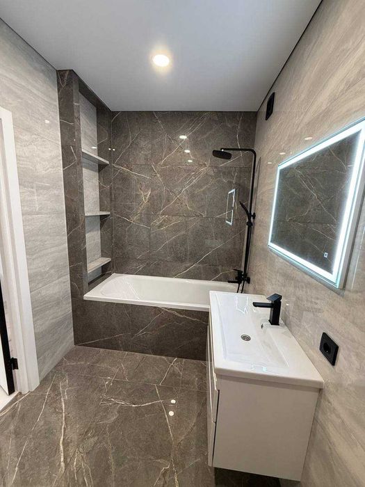 2к, Виставка, Рауш, здана НБ, дизайн.ремонт