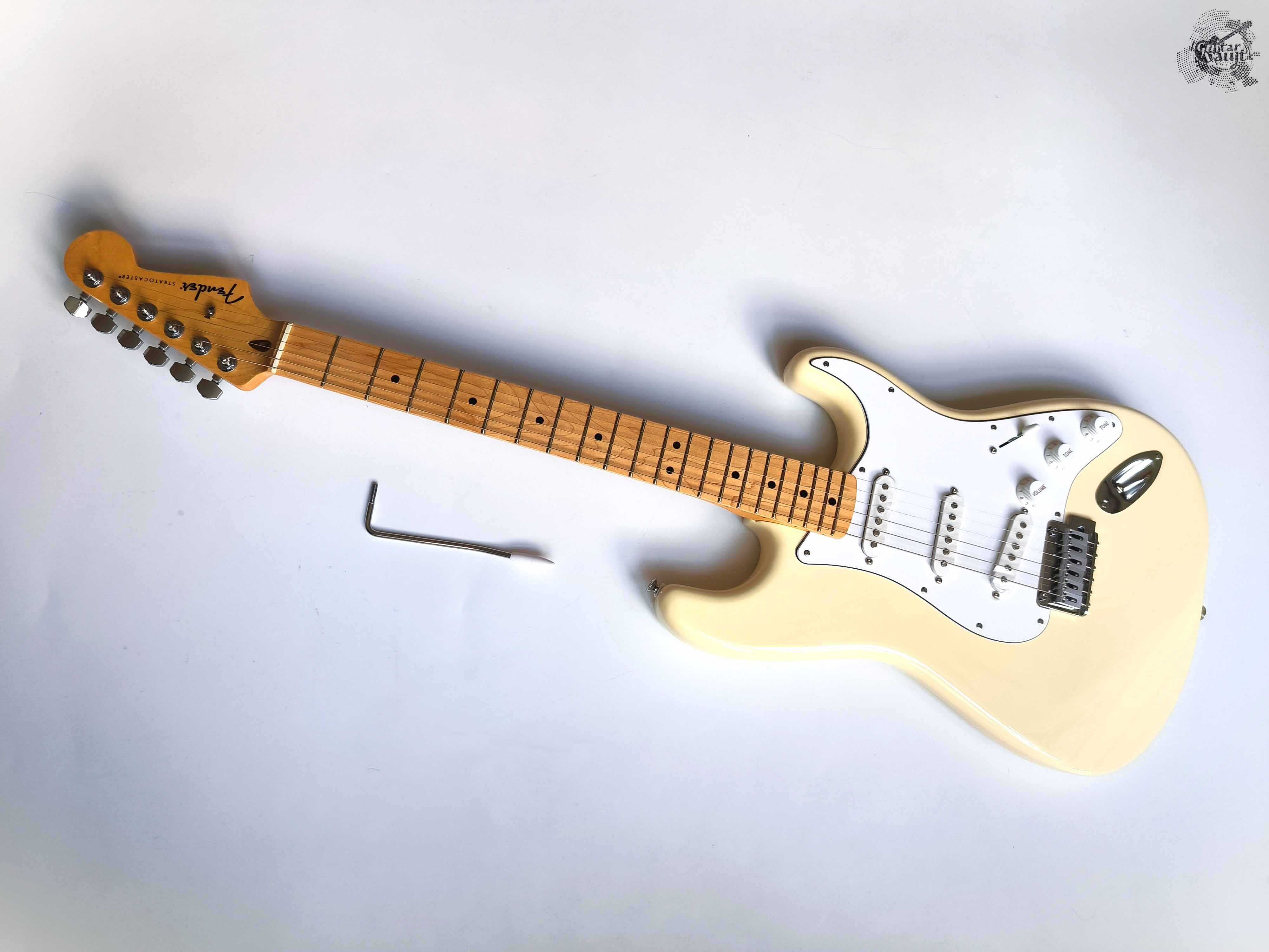 Новий Fender® Standard Stratocaster® MN '2024 Olympic White