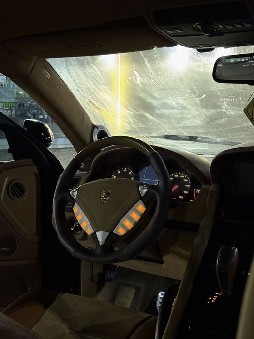 Porshe cayenne 4.5 turbo magnum