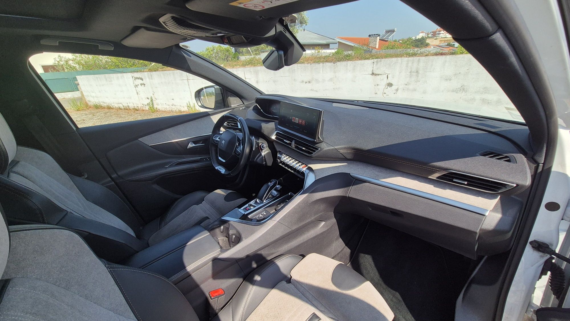 Peugeot 3008 HYBRID 1.6 225CV