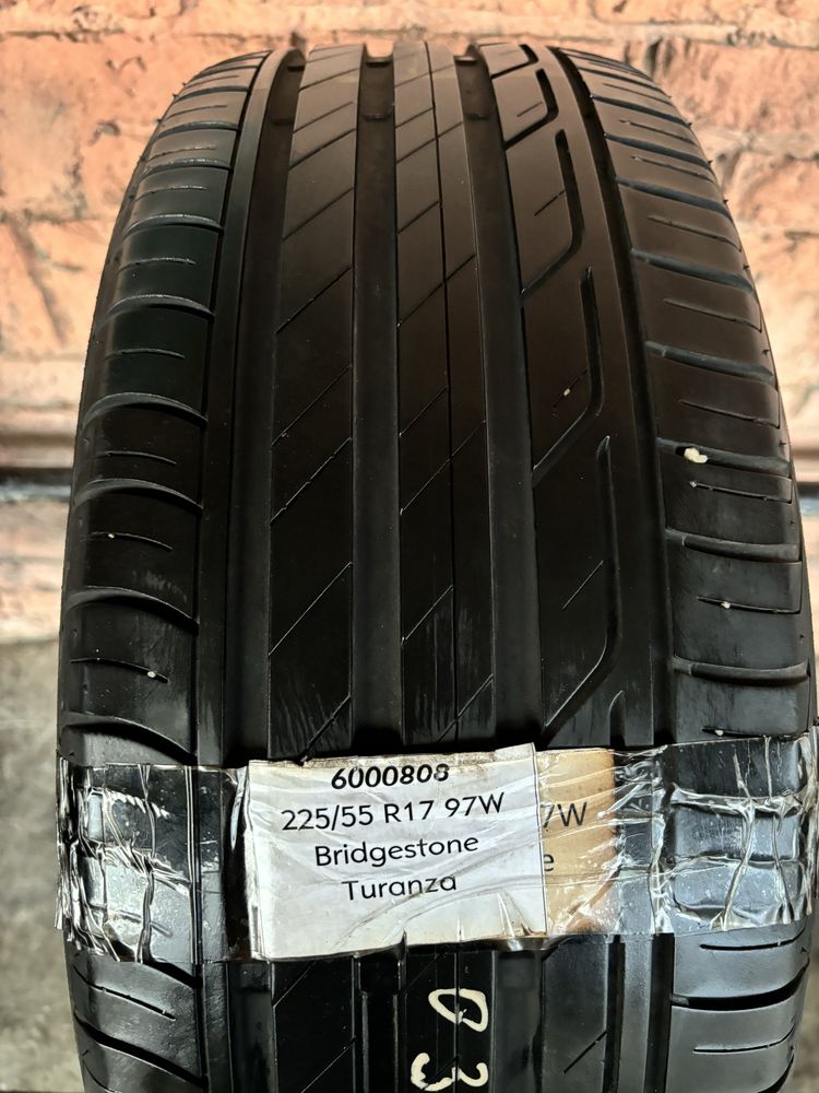 Літня шина Розпаровка 225/55R17 Bridgestone