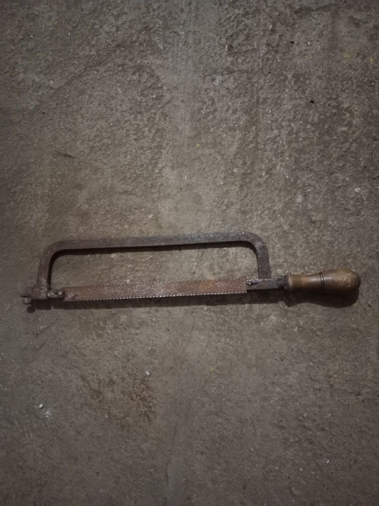 Piły ręczne  do metalu z czasów PRL.