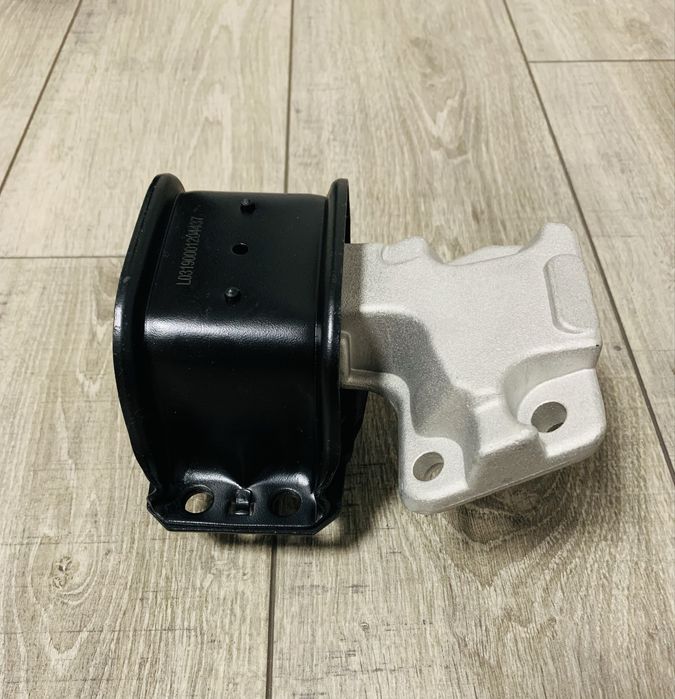 Подушка двигуна права Peugeot 307,Citroen C4 1.6/2.0 16v