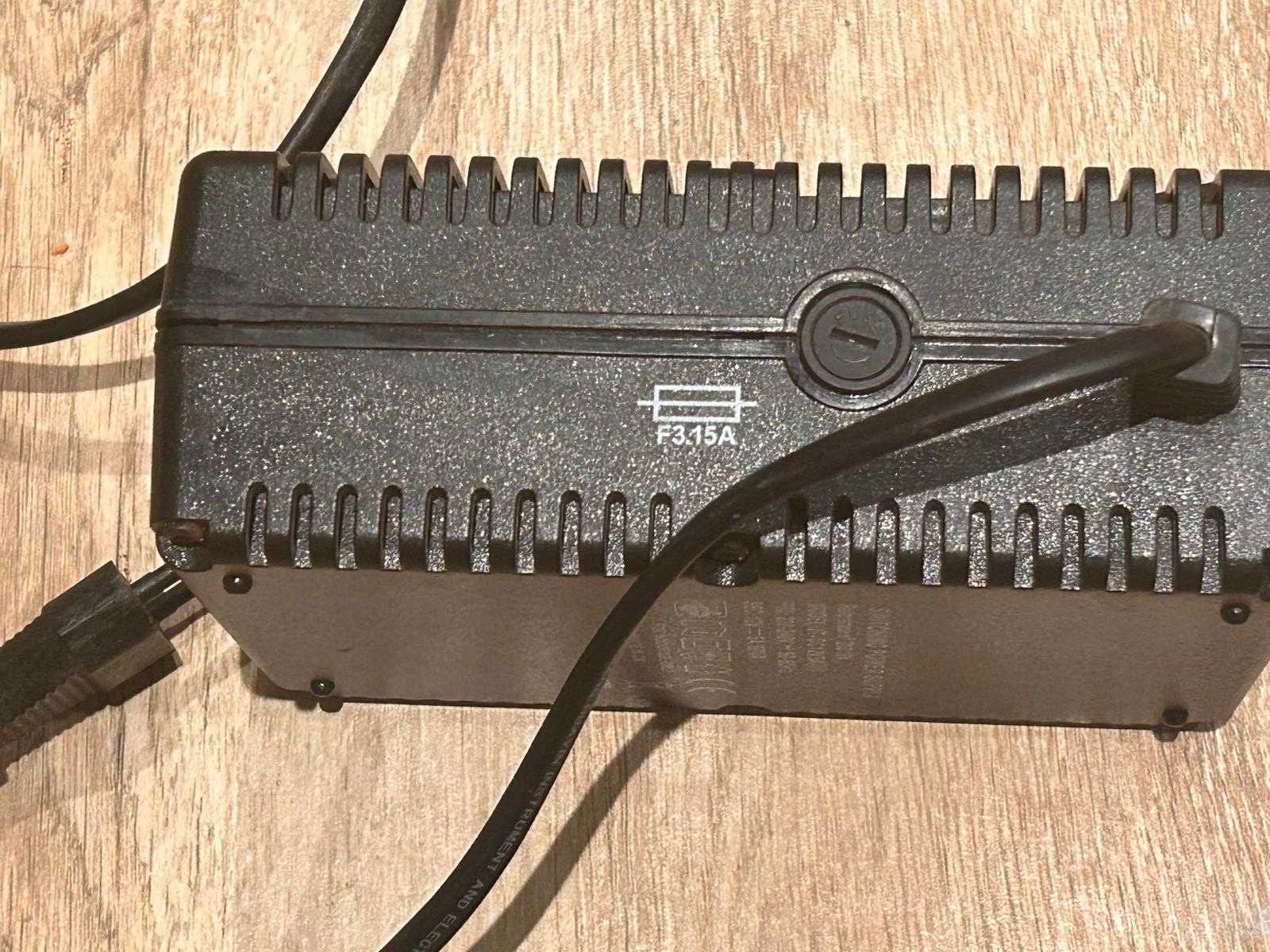 Adaptador con rectificador para frigoríficos eléctricos e outro