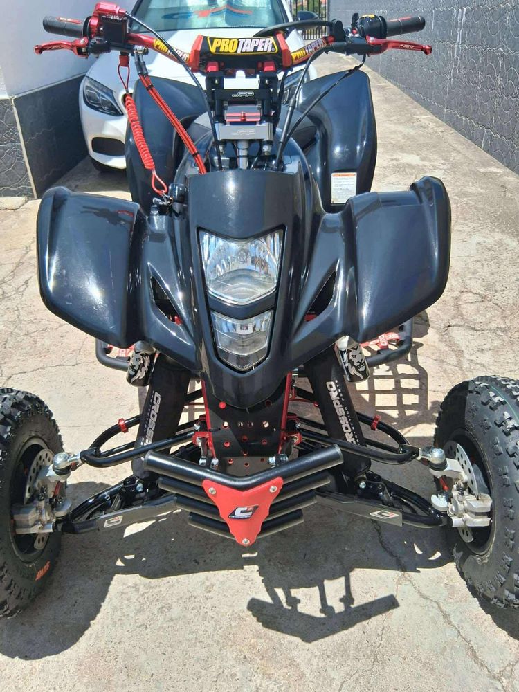 Vendo LTZ400 imaculada