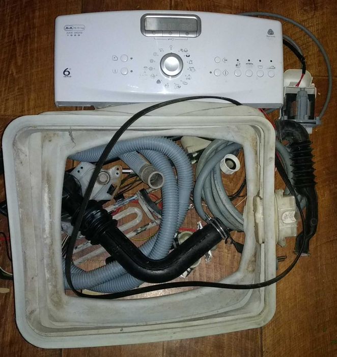 Części do pralki AWE 9529 Whirlpool Programator Fartuch Grzałka Wąż