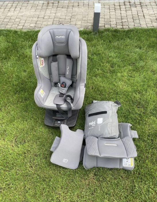 Fotelik samochodowy Nuna Rabel plus obrotowy 360 stopni