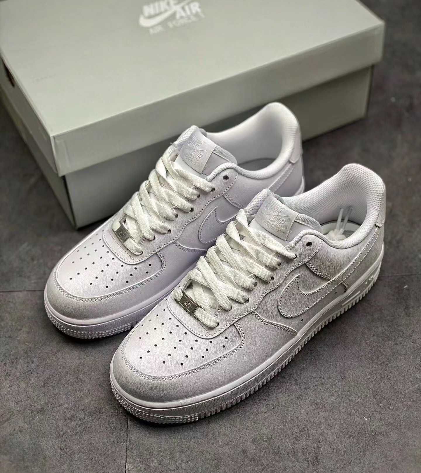 Nike Air Force 1 '07 White 40