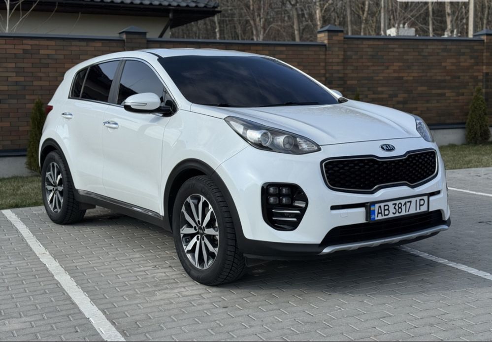 Продам Kia Sportage в ідеальному стані.