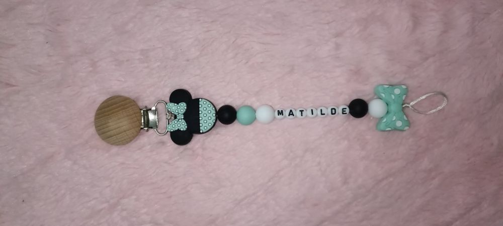 Prendedores de chupetas