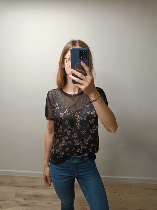 Bluzka z krótkim rękawem damska czarna kwiaty 36 S Promod