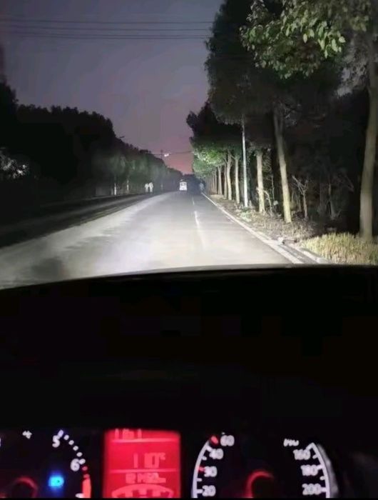 Продам H4 Bi-LED Y6 MiniLens  для авто, мото