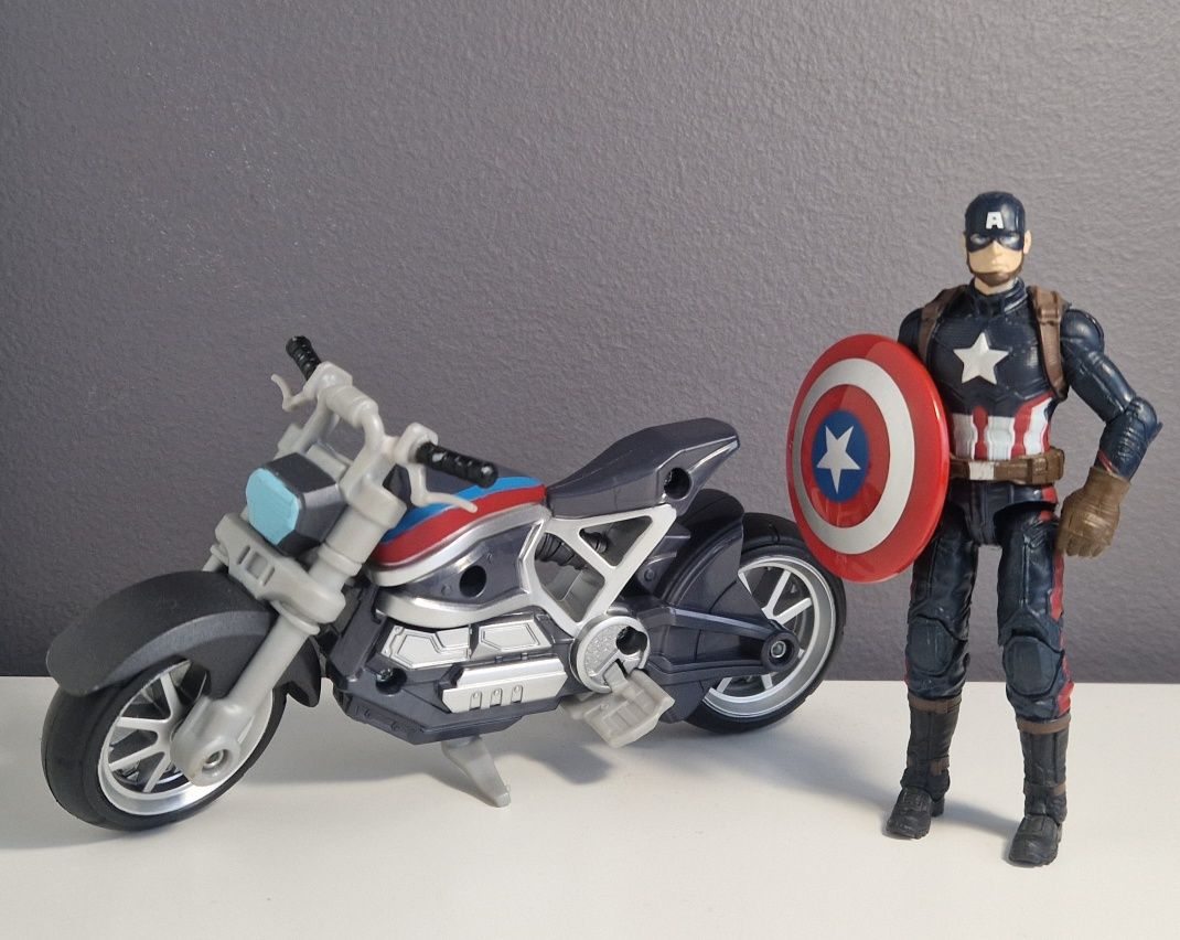 Marvel Legends Series Captain America and Motorcycle