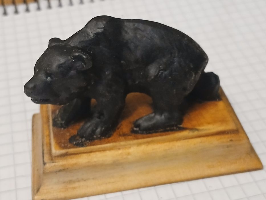 Фигурка  Медведь