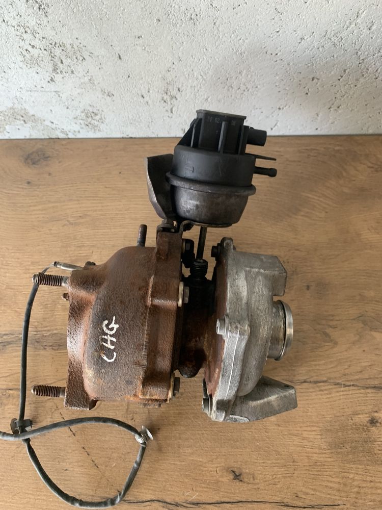 Turbosprężarka turbina Audi A4 B8 A5 Q5 2.0 TDI 143KM CAG
