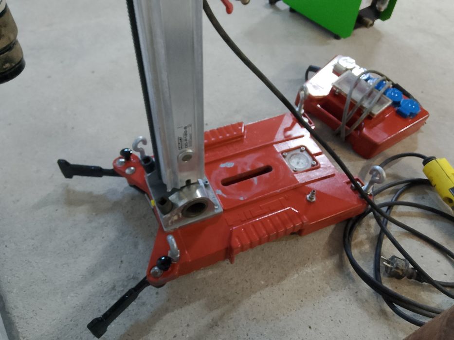 Wiertnica Hilti DD 160 zestaw statyw korony pompa