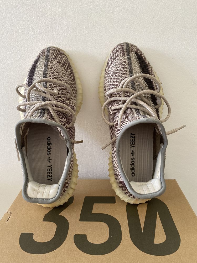 Yeezy 350 v2 Zyon 41 1/3