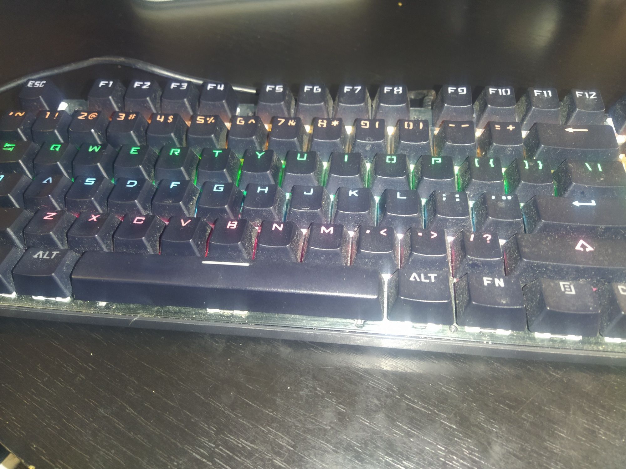 Беспроводная клавиатура Logitech