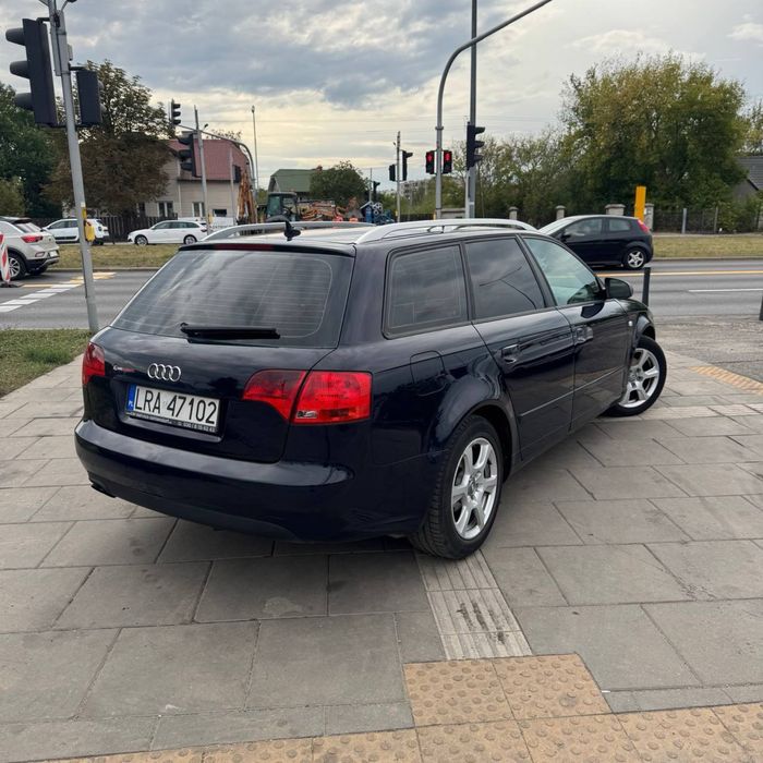 Na sprzedaż Audi A4 2.0D/nowy rozrząd/zero rdzy/alu felga/6 biegów