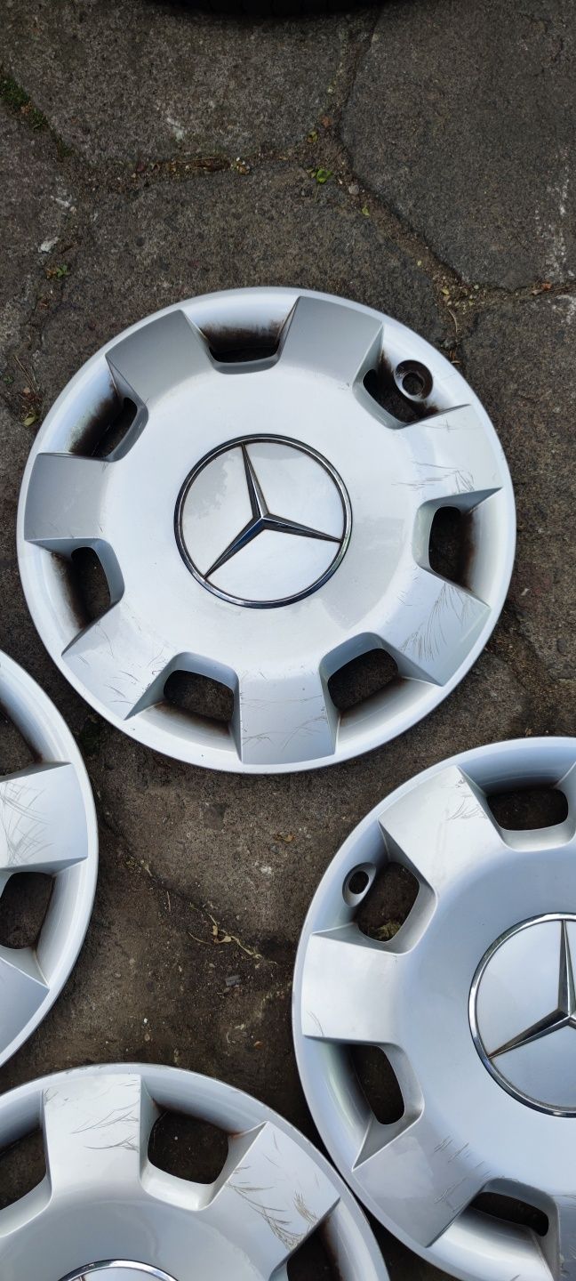 kołpaki mercedes 15tki 4szt 100zł