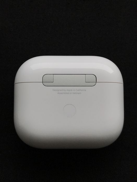 Кейс airpods 3 ОРИГИНАЛ Модель A2566/A2897