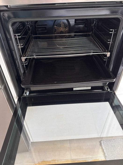 Forno BEKO BIE22302XD- Hidrolítico - Inox Classe Energética A