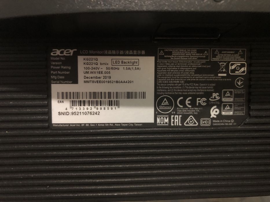 Продам монитор Acer full hd